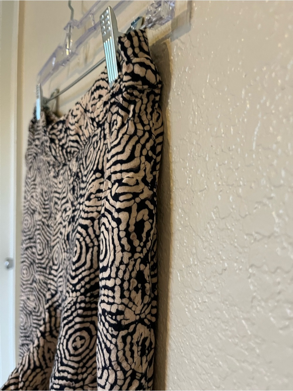 Comfy Patterned Pants - Picture 7 of 9